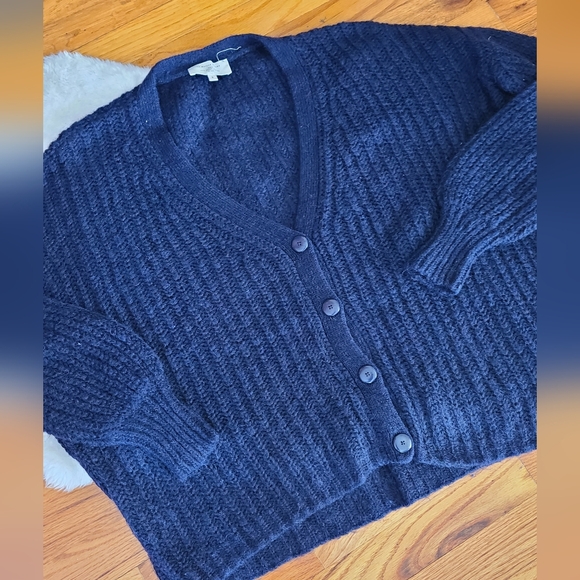 Sezane Basile Cardigan - Picture 2 of 6
